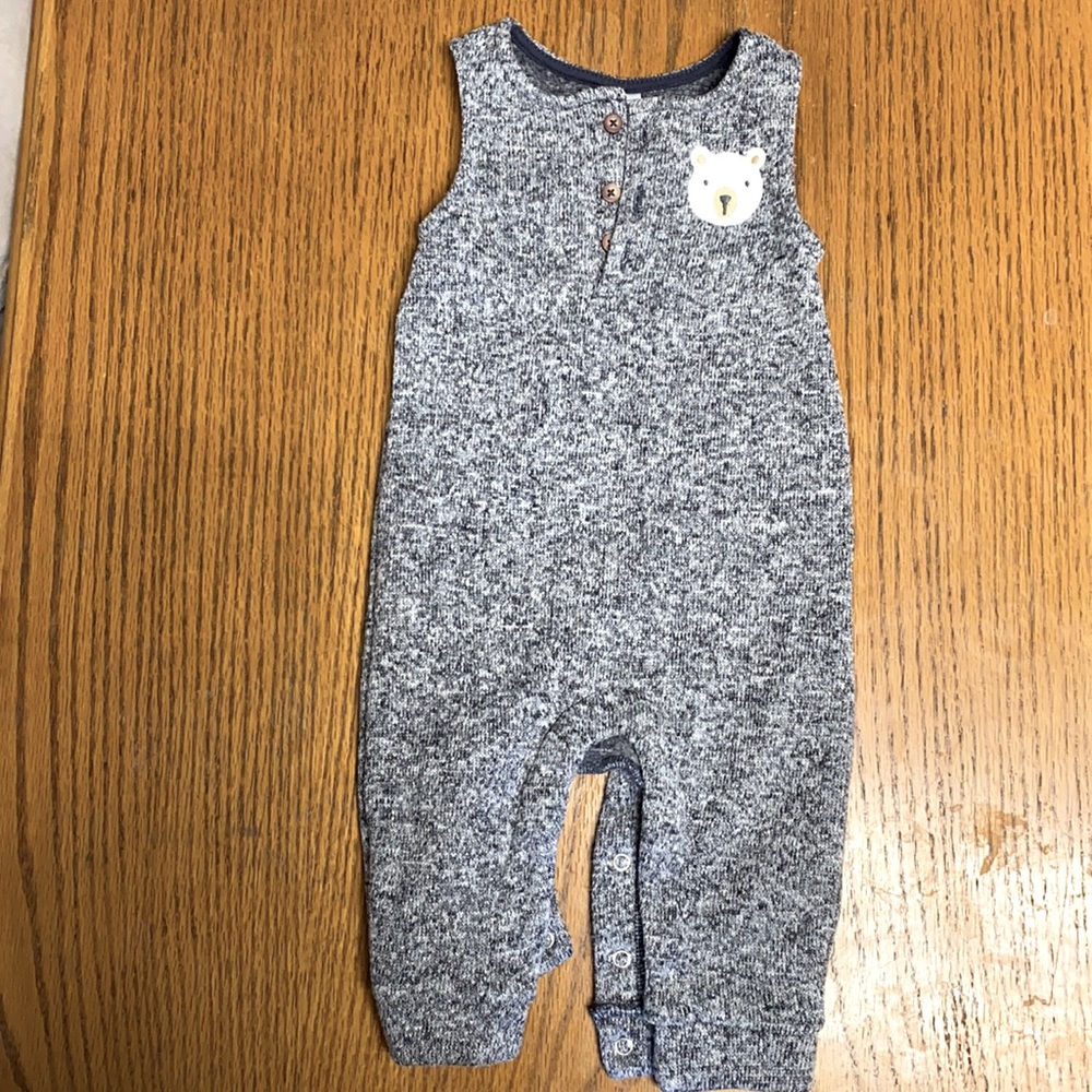 Carters bear overalls size 6 months